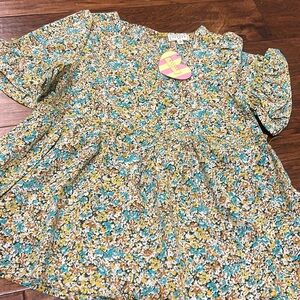Hayden girls boutique Top NWT size Medium